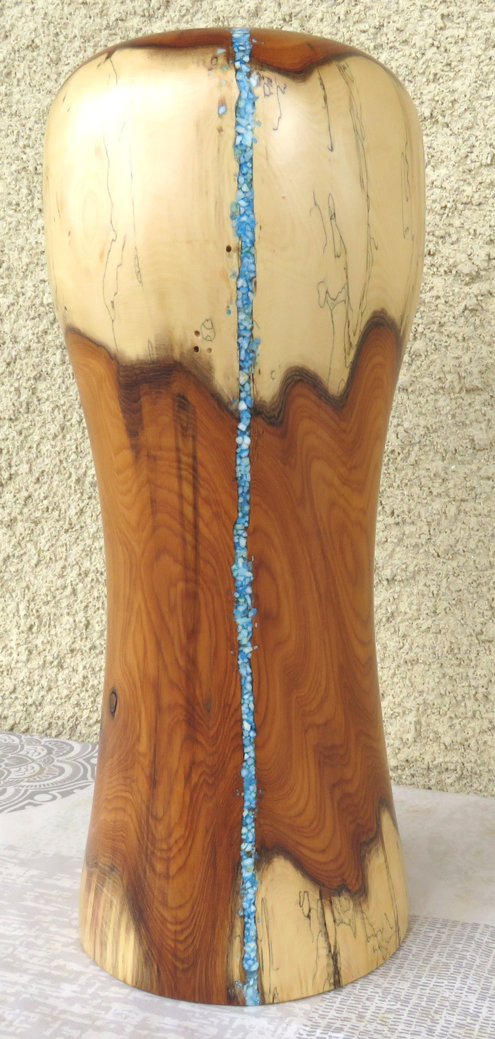 Vase en if et pierre